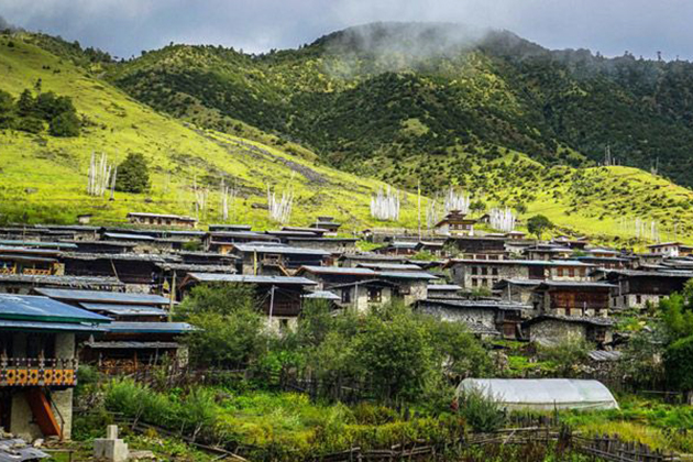 Sakten Valley - best bhutan off beaten path itinerary