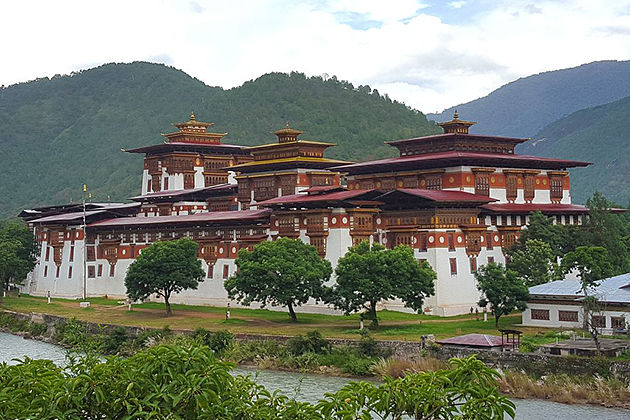 Punakha in Bhutan tour itinerary packages