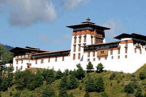 jakar dzong - bumthang attractions