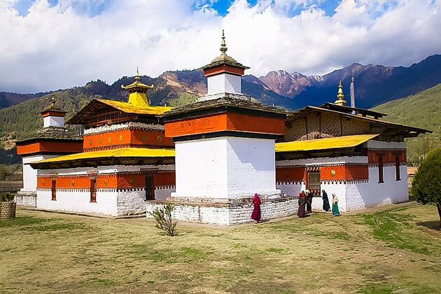 jambay lhakhang history