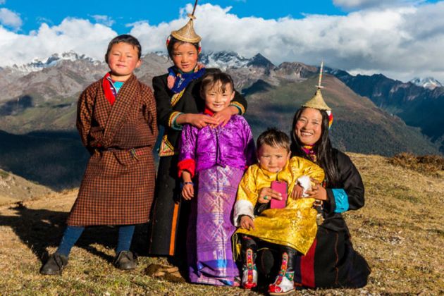 bhutan to covid 19 vaccinate to everyone