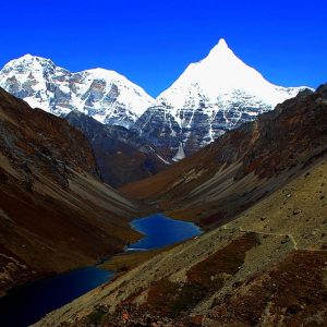 Jomolhari - Bhutan trekking tours