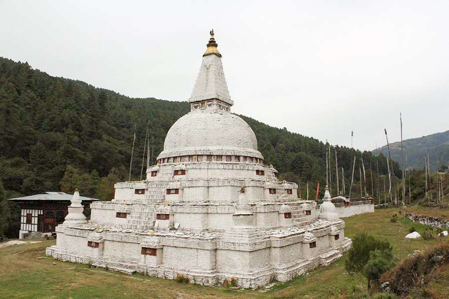 Chendbji Chorten in Trongsa - Bhutan tours