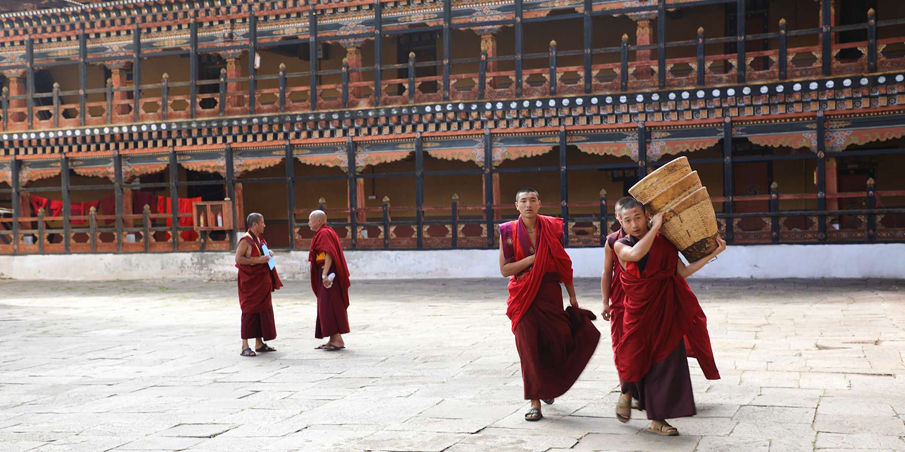 Travel to Bhutan with Go Bhutan tours