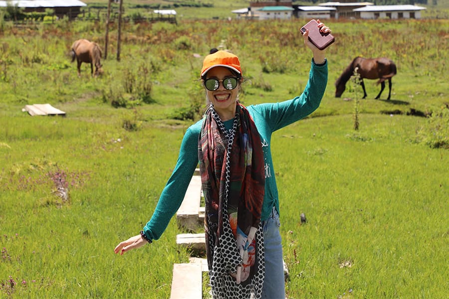 gangtey hiking - bhutan tour packages