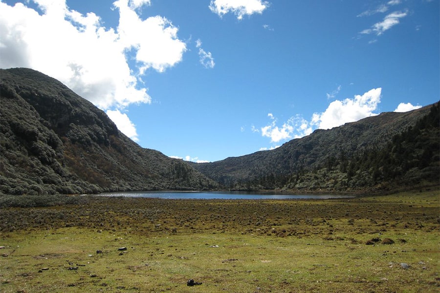 bhutan trekking tour