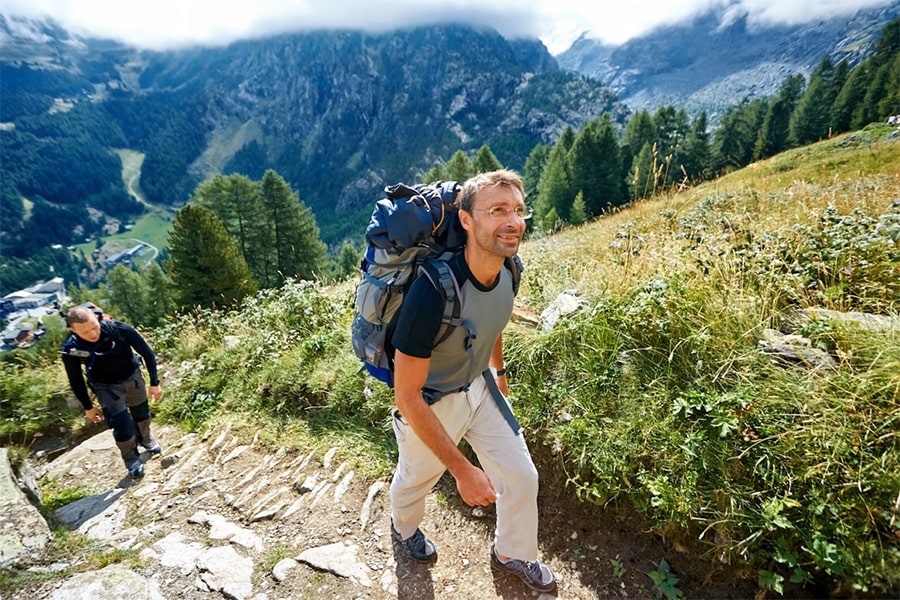 bhutan trekking tours