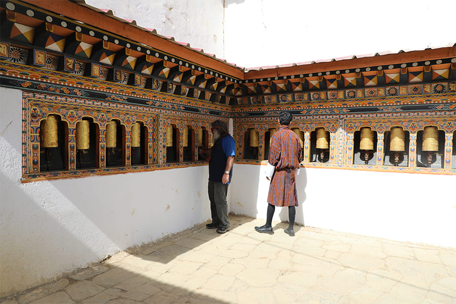 discover bhutan culture and custom in tour packages bhutan