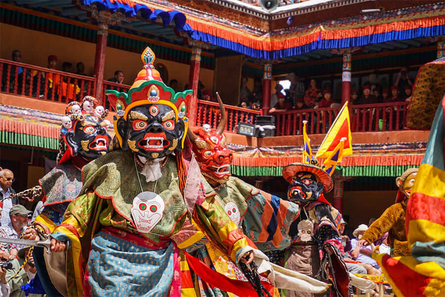 festivals in bhutan tour