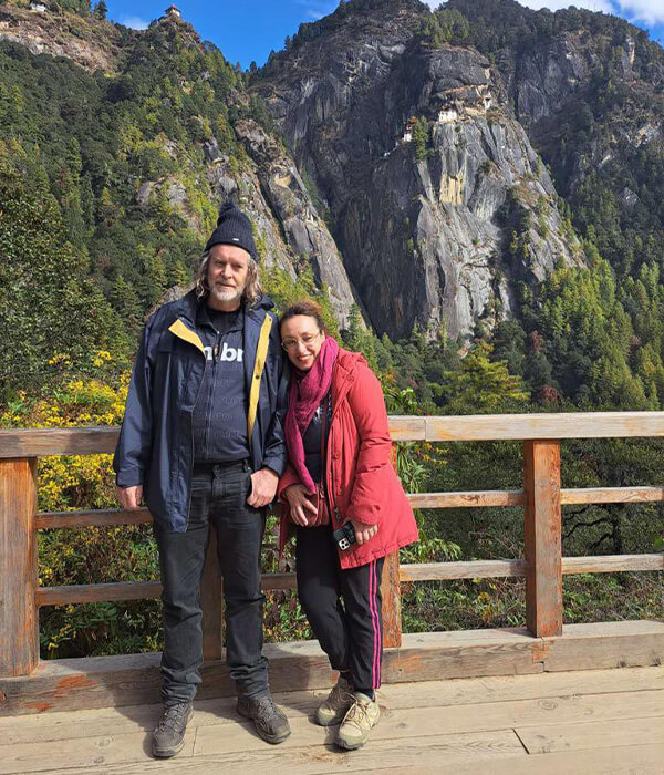 Thomas McGregor and wife reviews