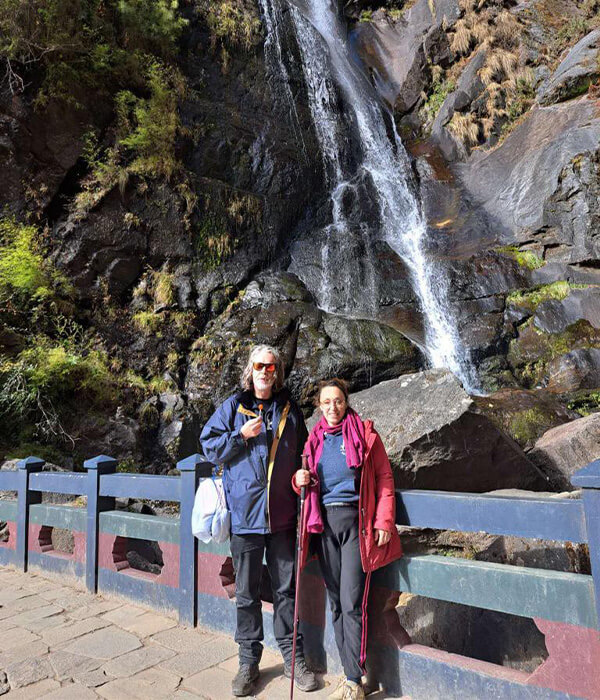 review from Thomas McGregor and wife