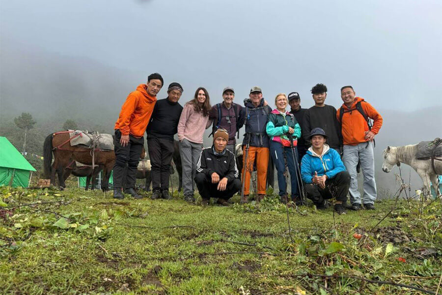 jele dzong druk path trek packages